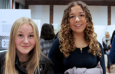 Frederikke (venstre) og Olivia (højre)